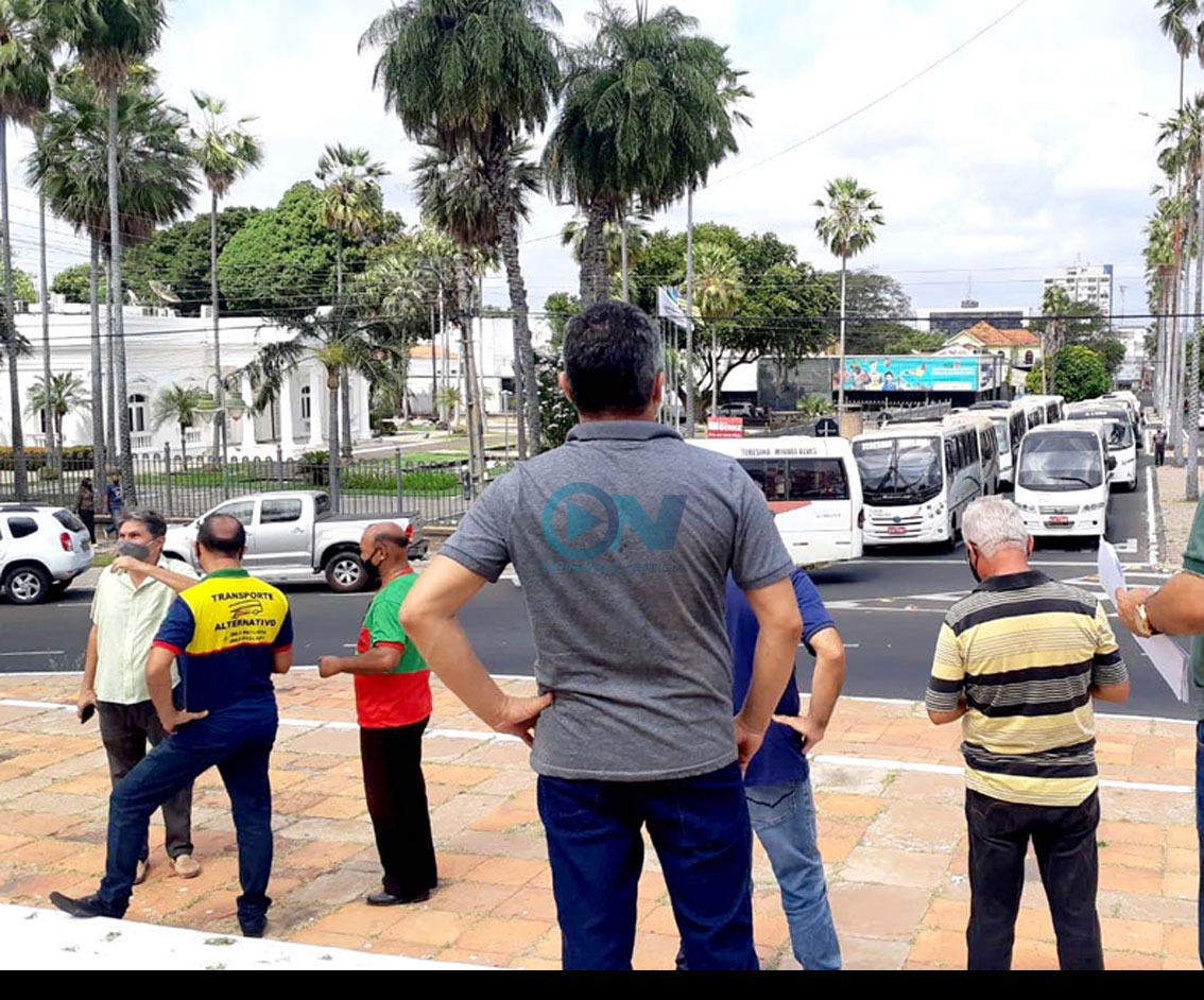 Governo promoverá estudo para licitar transporte de passageiros intermunicipal em todo Piauí